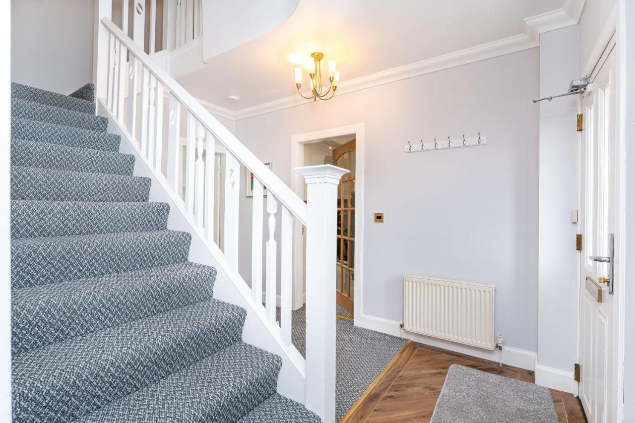 New Four Bedroom House - All Rooms Ensuite Stirling Eksteriør billede