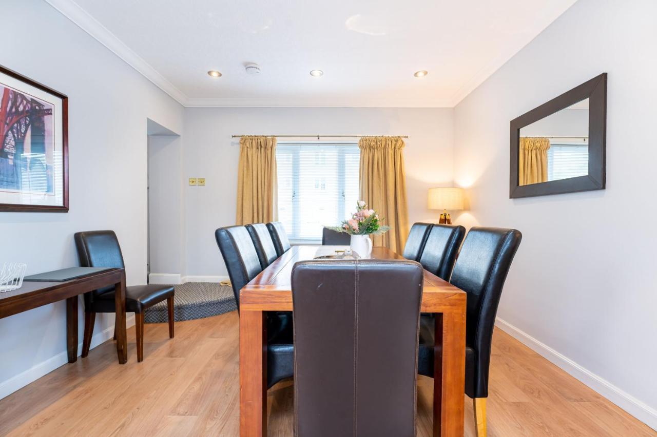 New Four Bedroom House - All Rooms Ensuite Stirling Eksteriør billede