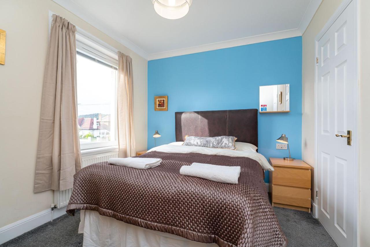 New Four Bedroom House - All Rooms Ensuite Stirling Eksteriør billede